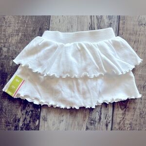 NWT - White Ruffled Newborn Skort